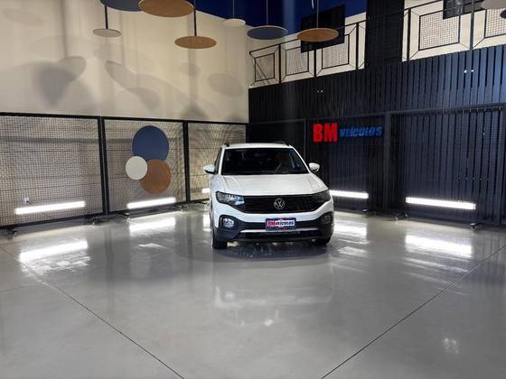 VOLKSWAGEN T-CROSS 1.0 200 TSI TOTAL FLEX AUTOMÁTICO
